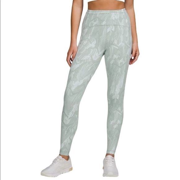 Lululemon gray striped chevron high rise swift speed tight leggings size 8 - Picture 1 of 8